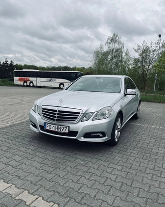 Mercedes-Benz Klasa E cena 49900 przebieg: 175000, rok produkcji 2009 z Poznań małe 596